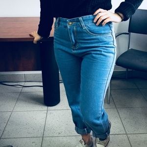 High waisted mom jeans NWOT